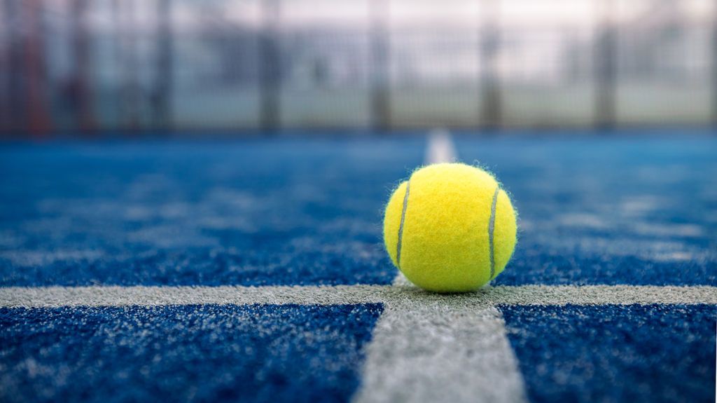 PRENOTA-CAMPO-PADEL-ISCHIA